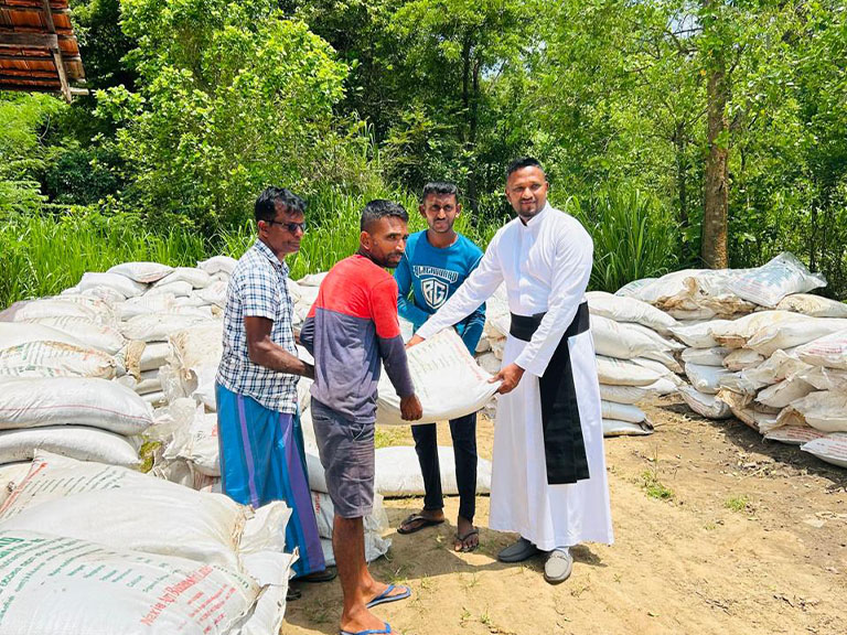 Continued Support for Cyclone Ditwah-Affected Farmers in Karuwalagaswewa